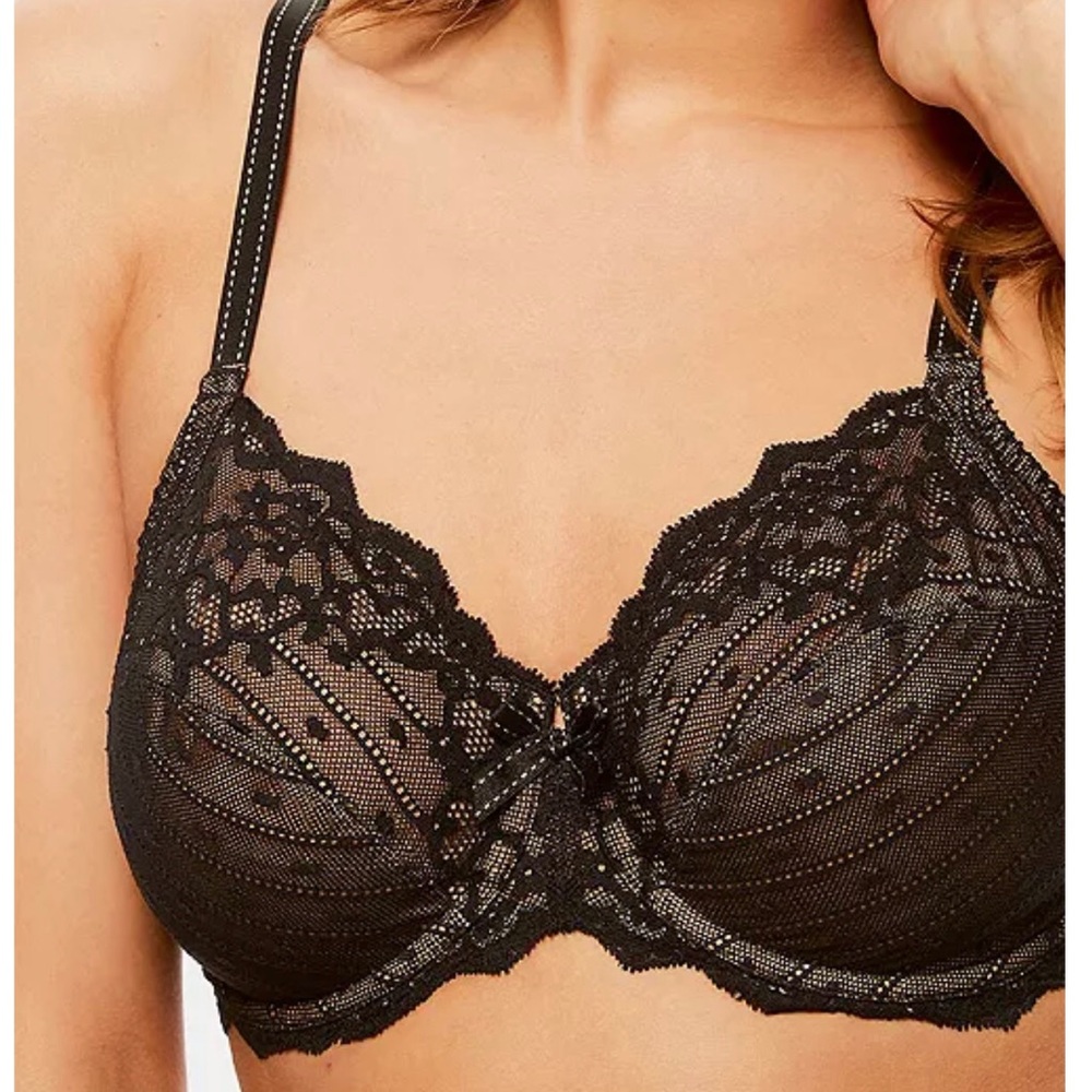 Chantelle Bra 38H